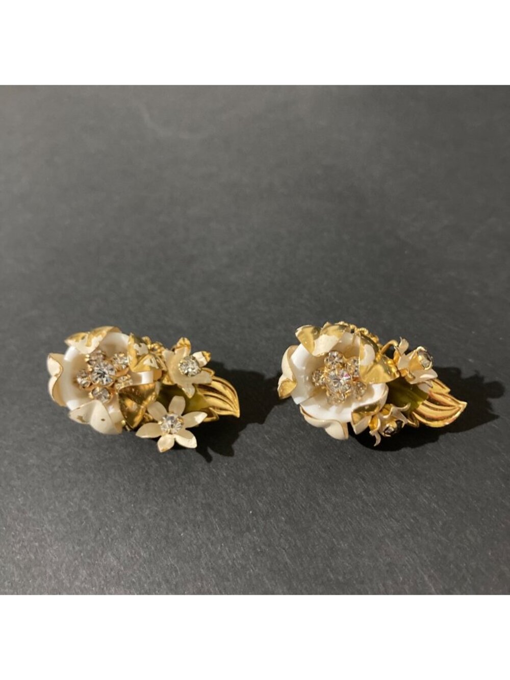 Vintage Original By Robert Clip On Floral Metal And Rhinestones Earrings